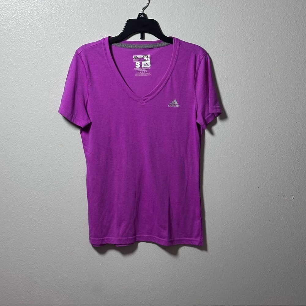 Adidas Ultimate‎ Tee Shirt Small Short Sleeve V Neck Athletic Top